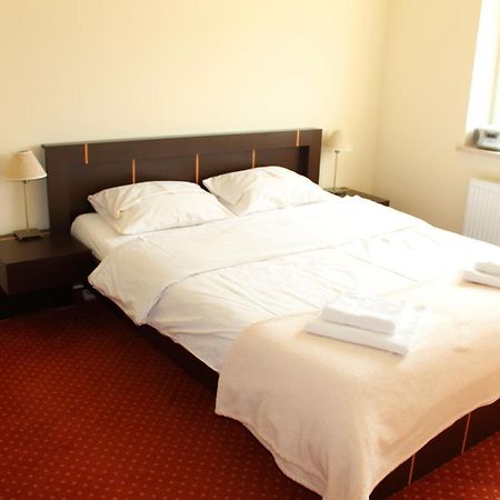 Apartament Wanda W Centrum Kolobrzegu Przy Starowce Esterno foto