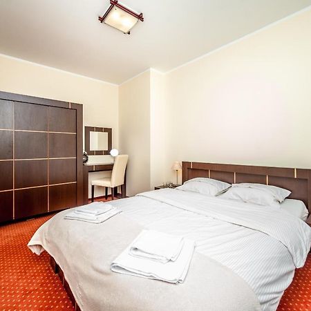 Apartament Wanda W Centrum Kolobrzegu Przy Starowce Esterno foto