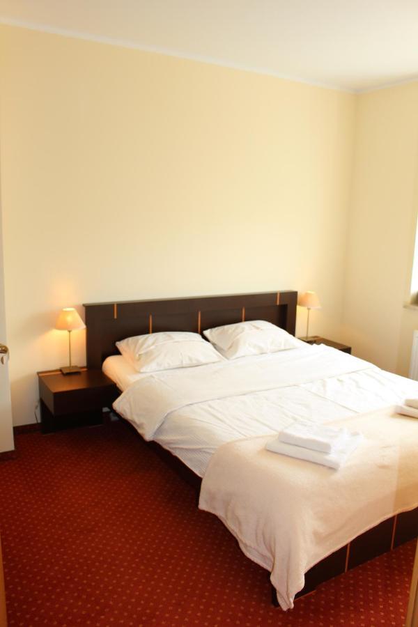 Apartament Wanda W Centrum Kolobrzegu Przy Starowce Esterno foto