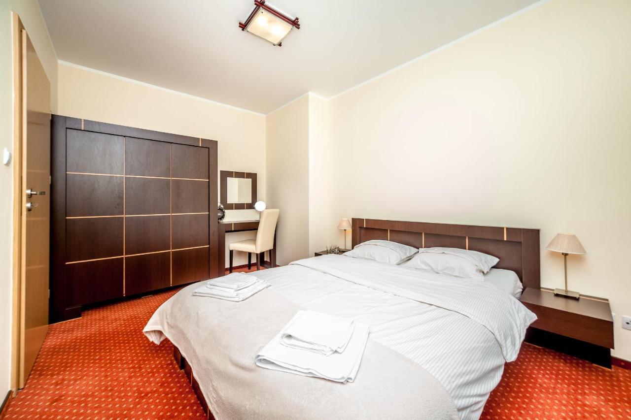 Apartament Wanda W Centrum Kolobrzegu Przy Starowce Esterno foto